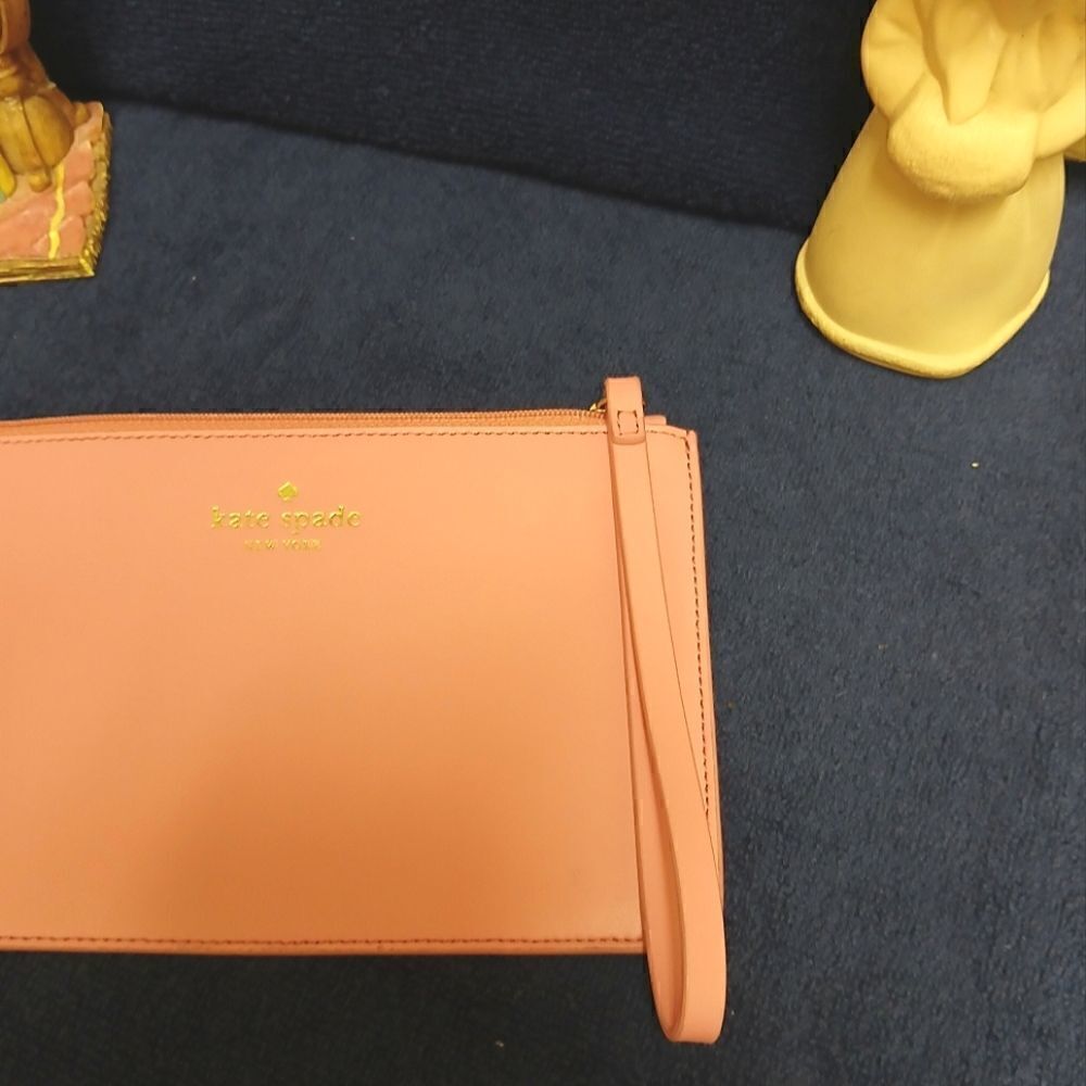 KATE SPADE Top Zippered Wristlet. Pink/Salmon - Picture 6 of 8